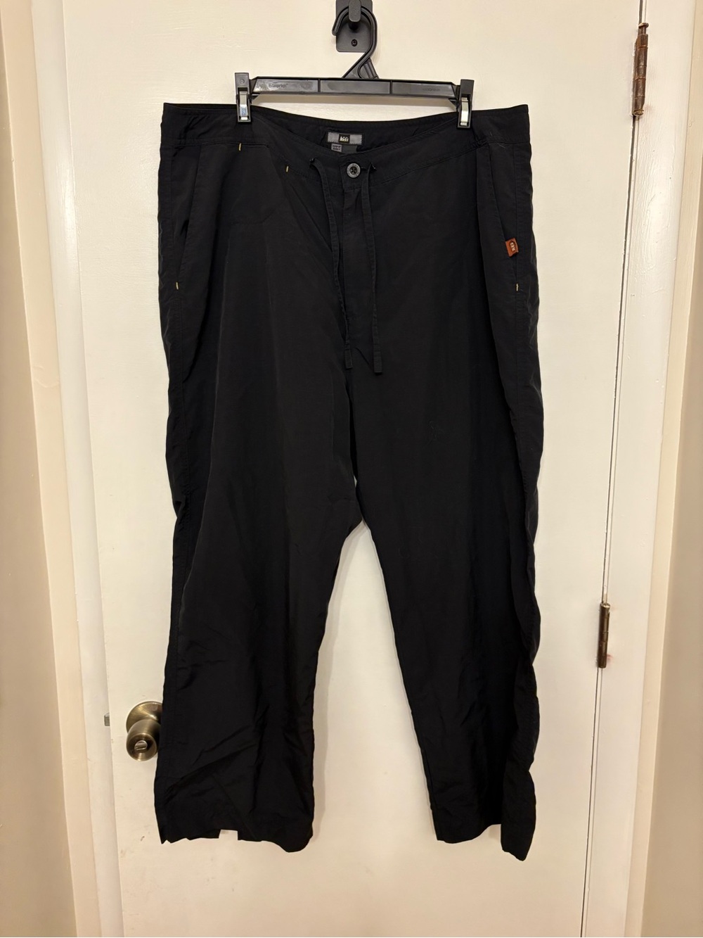 REI Co-op Women’s Nylon Hiking Pants Black Straight Drawstring UPF 50+ Size 18